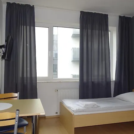 B&B Raj 미엘노