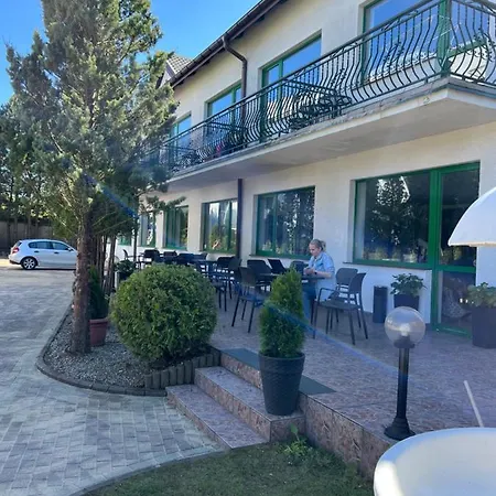 Raj Oda ve Kahvaltı 3*